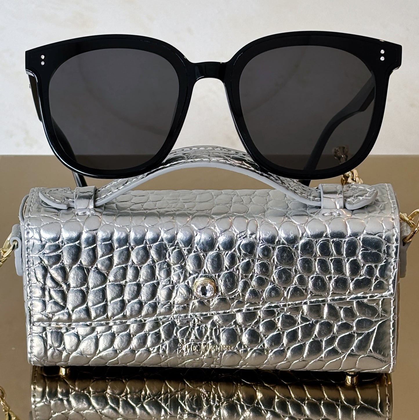 Diamanté-Embellished Sunglasses & Silver Leather Bag Set